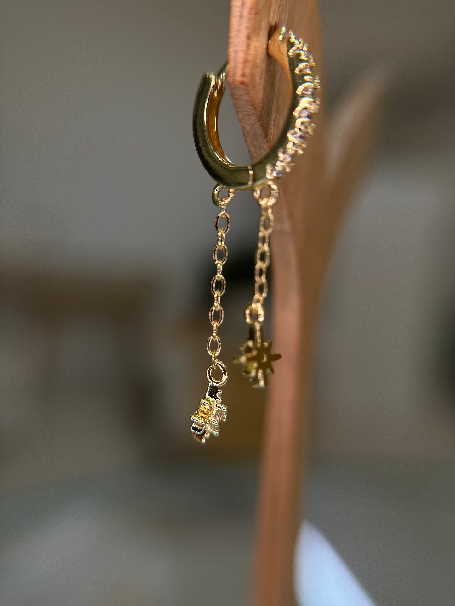 Star Chain Drop