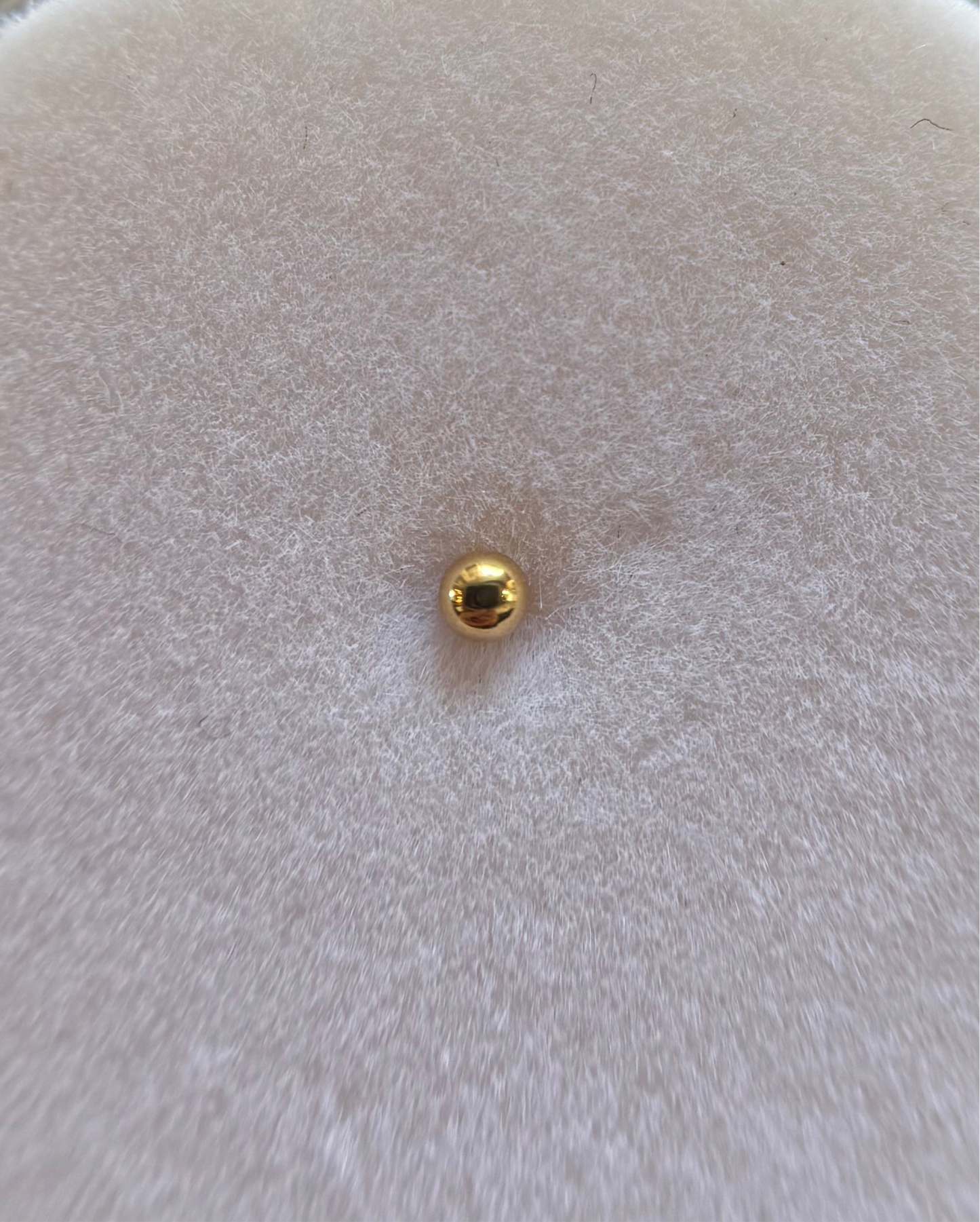 Plain ball nose stud