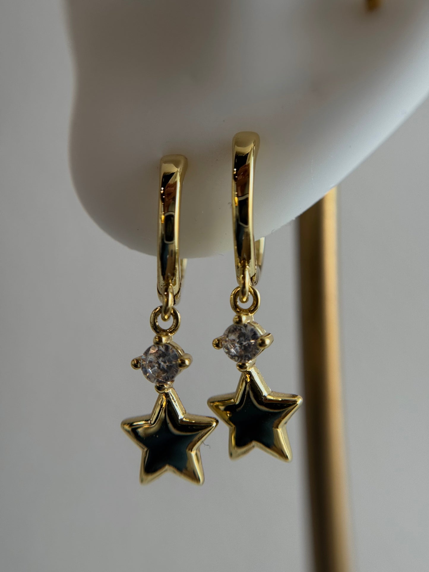 Excited dangle star