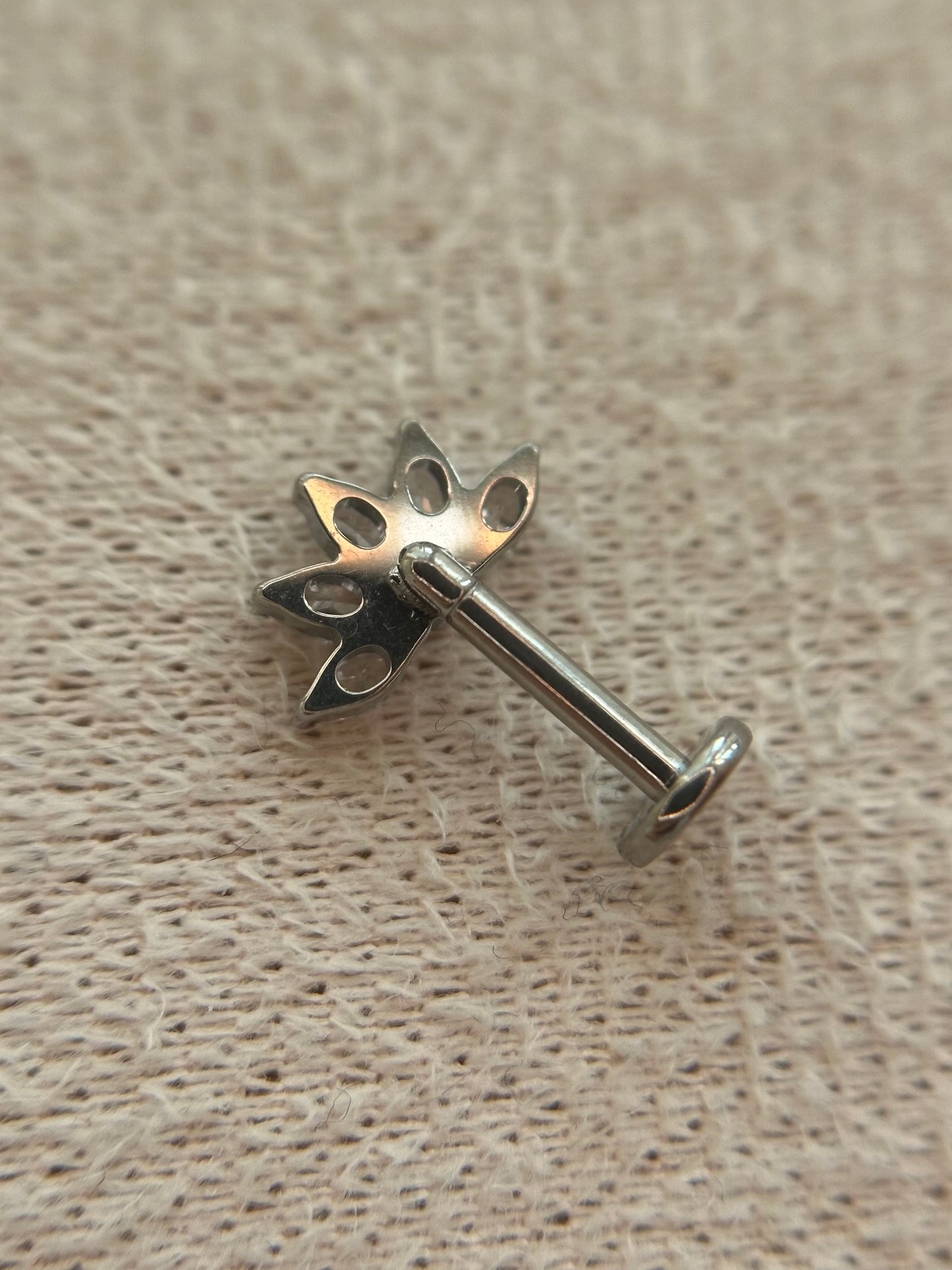 Feathered Crown Vertical Drop