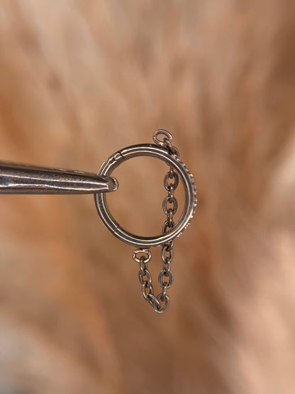 Radiant Chain Hoop