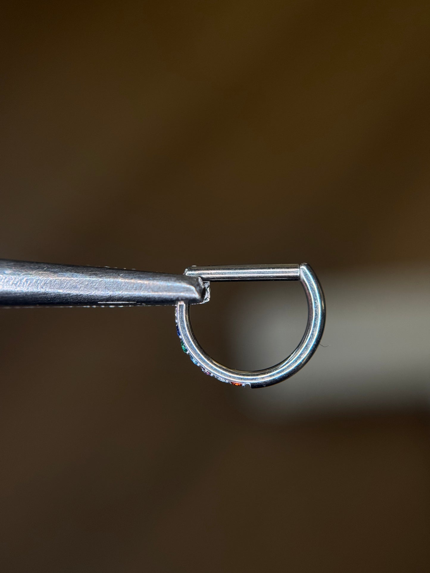 D shape hoop
