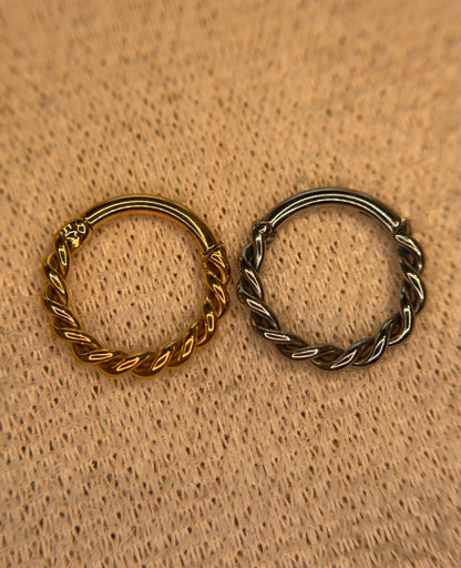 Wire twisted hoop