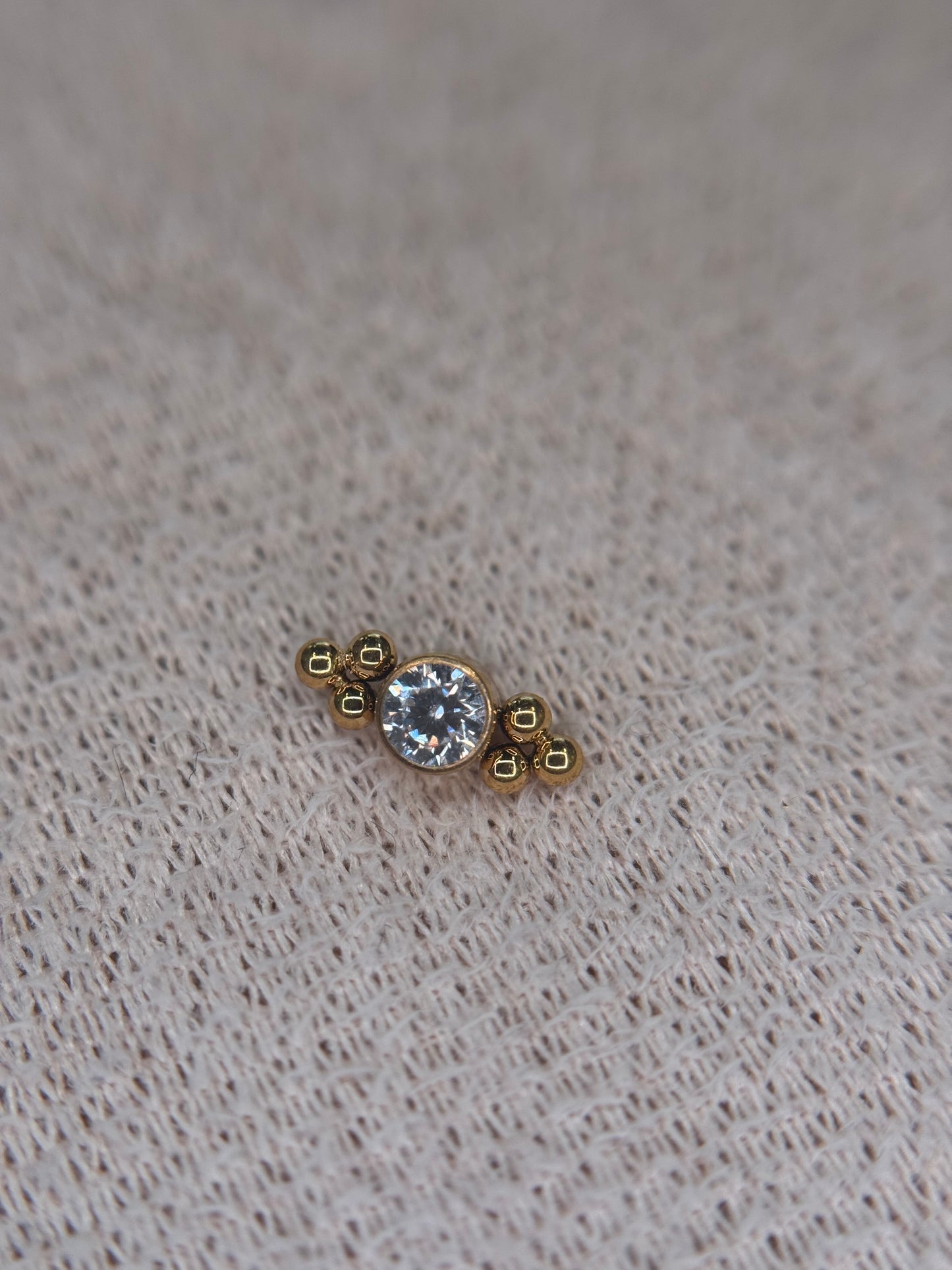 Cluster Stud
