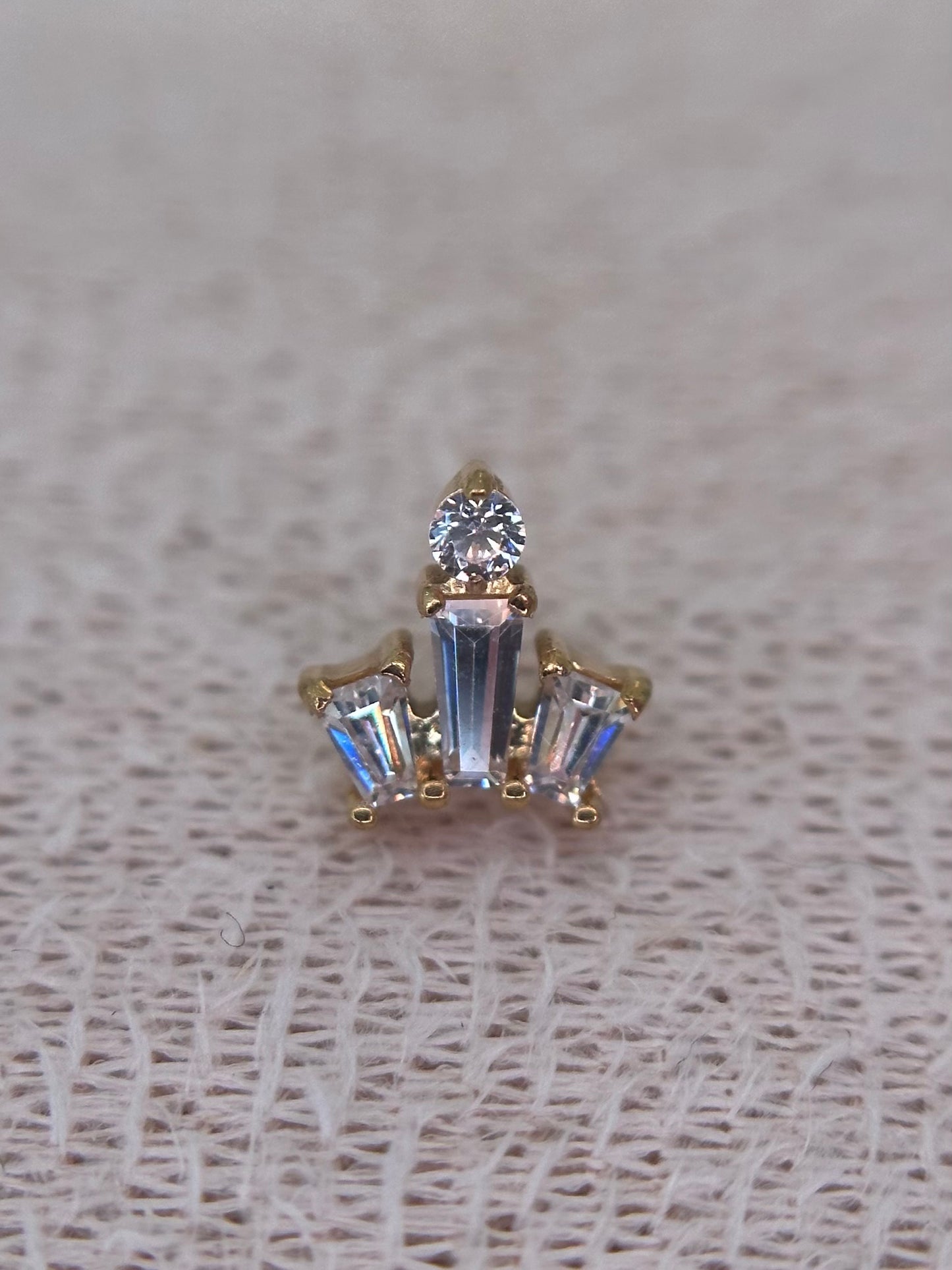 Tiara crown