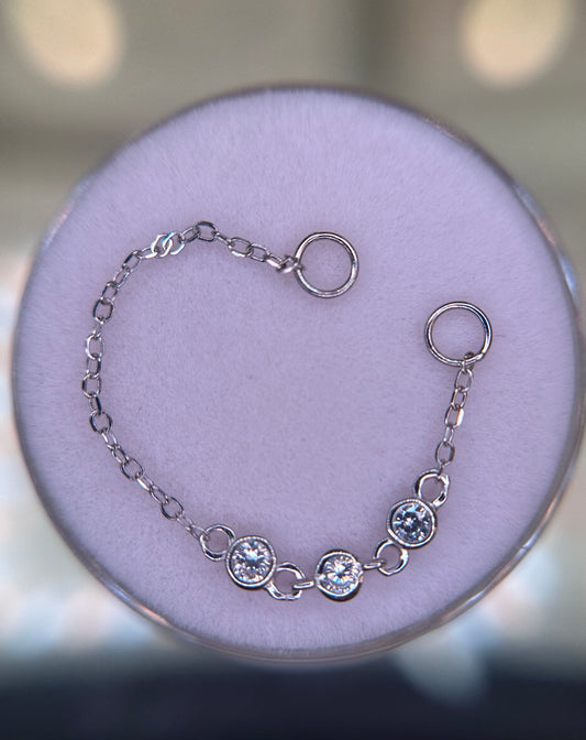 Gleam Chain Connector