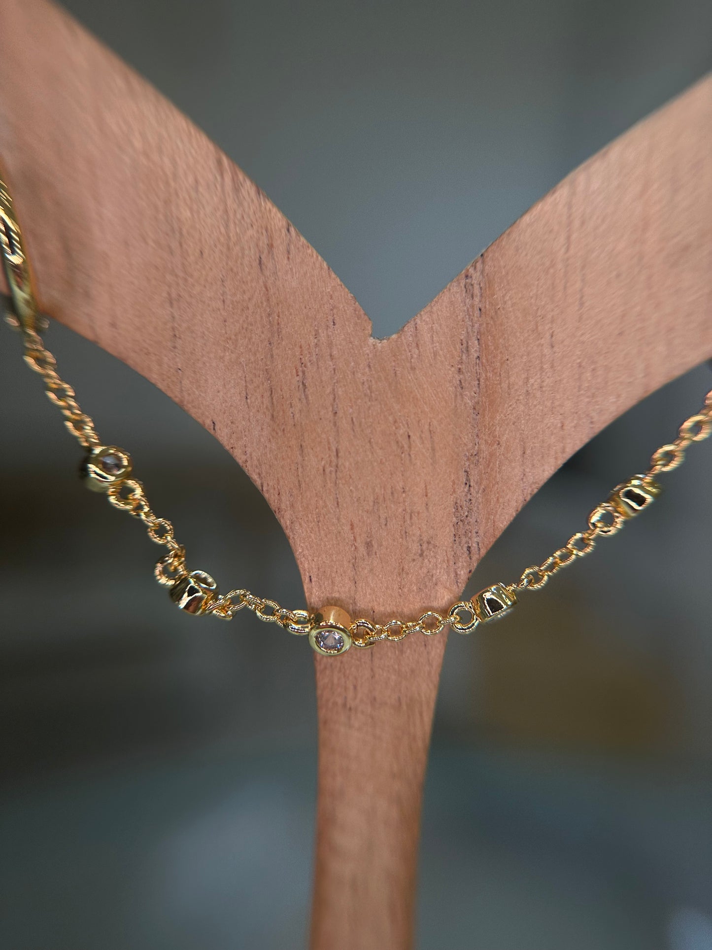 Gleam Chain