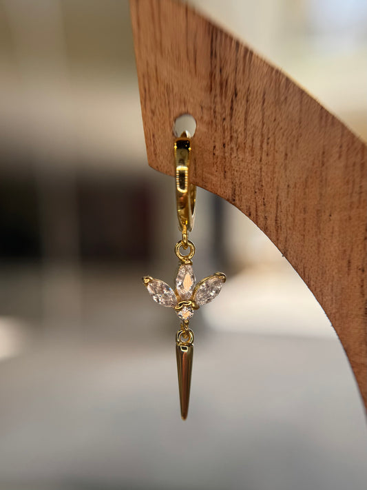 Crown Dagger Pair