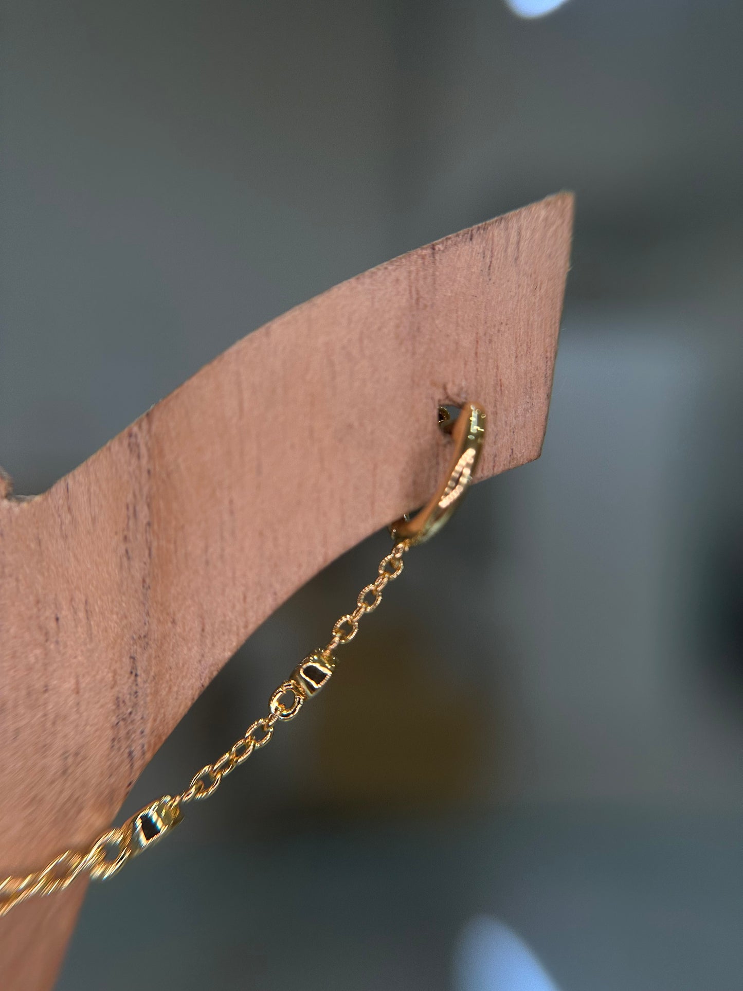 Gleam Chain