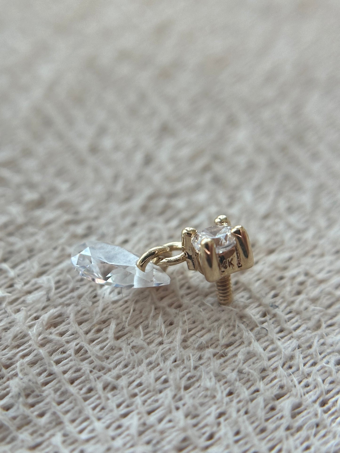 14k Dewdrop Dangle