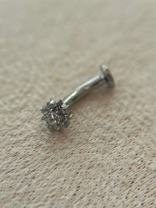 Daisy Floating belly