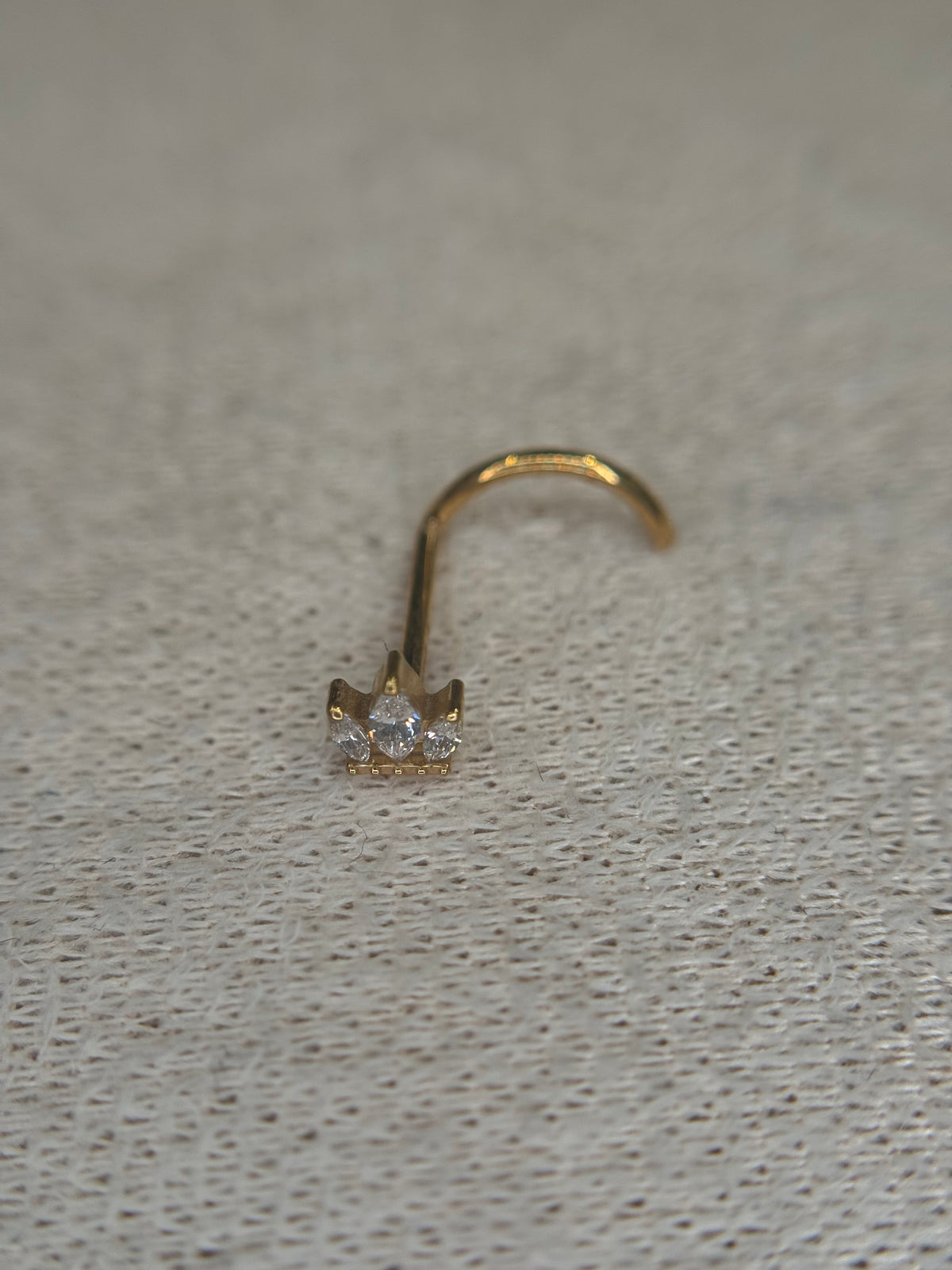 Crown Nose