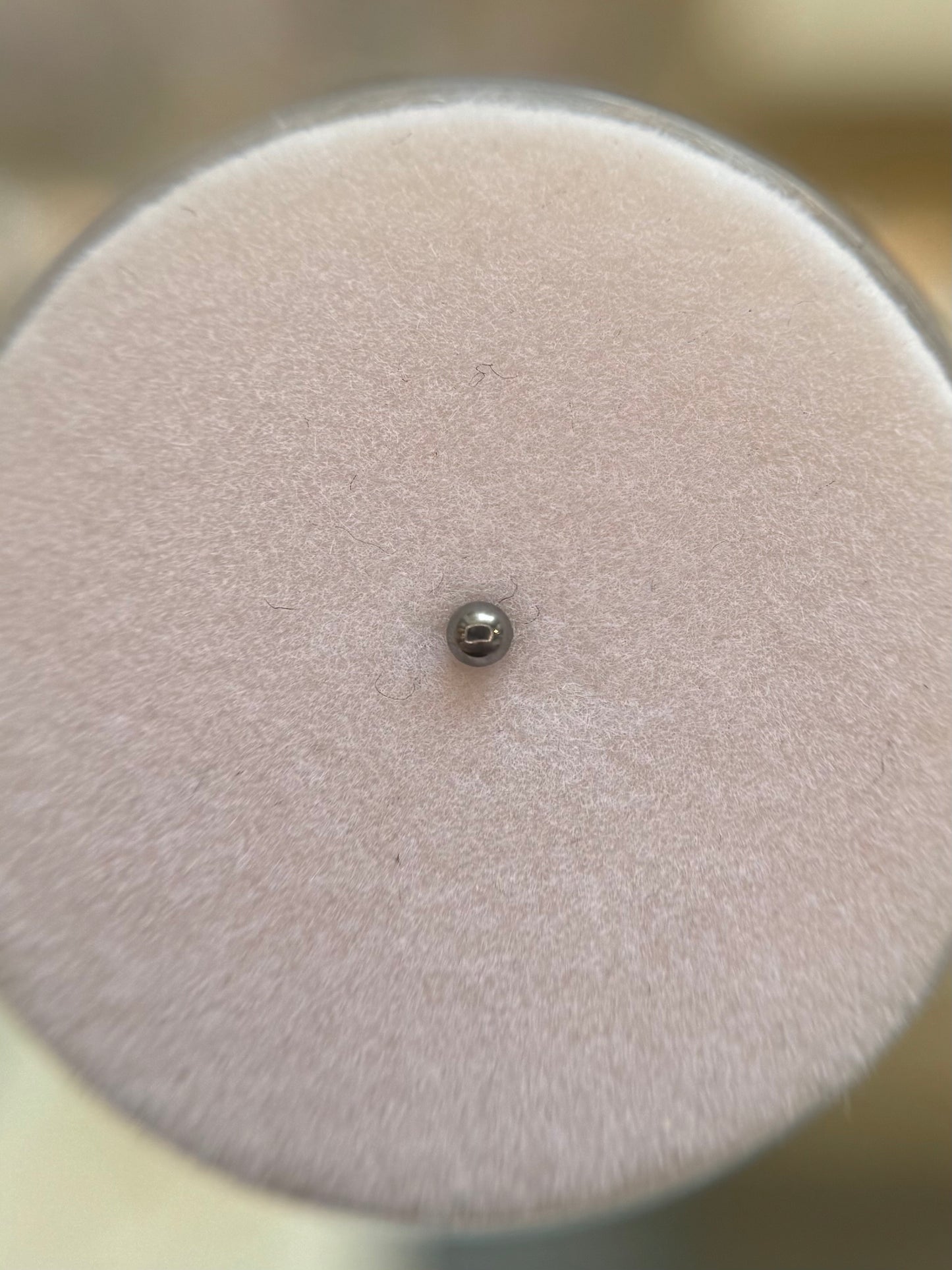 Plain ball nose stud