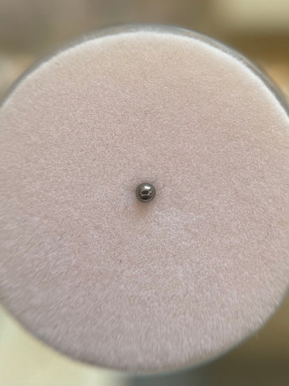 Plain ball nose stud