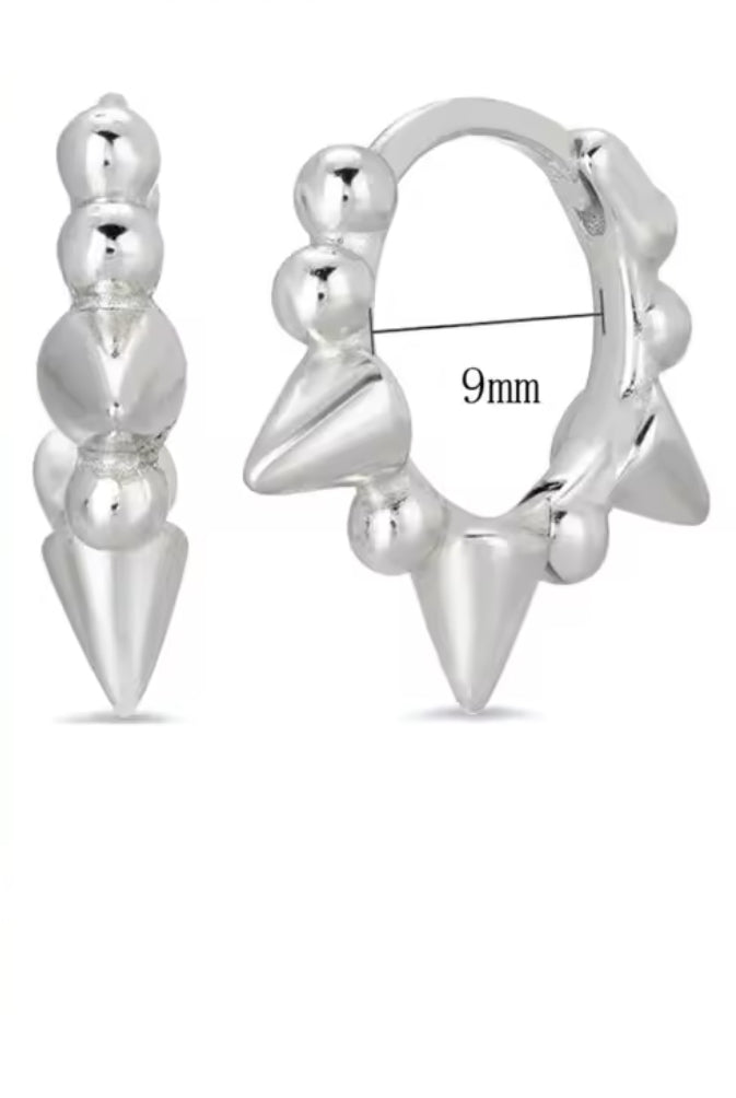Beaded spike Pair