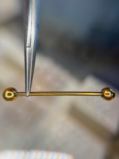 Plain industrial bar