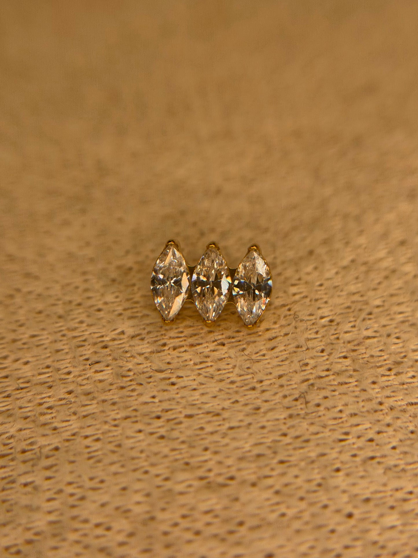 Triple Zuri Stud