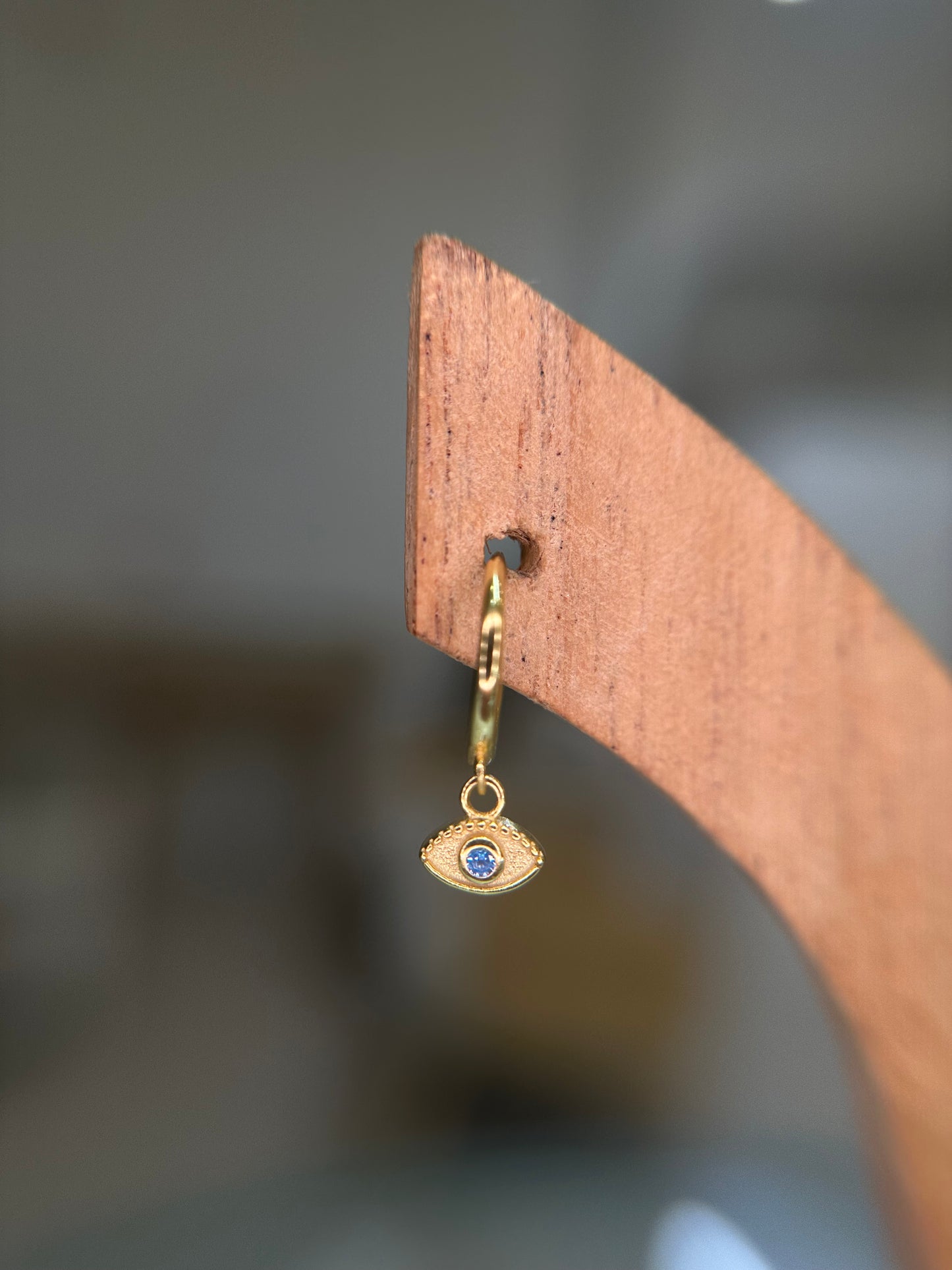 Plain eye hoop