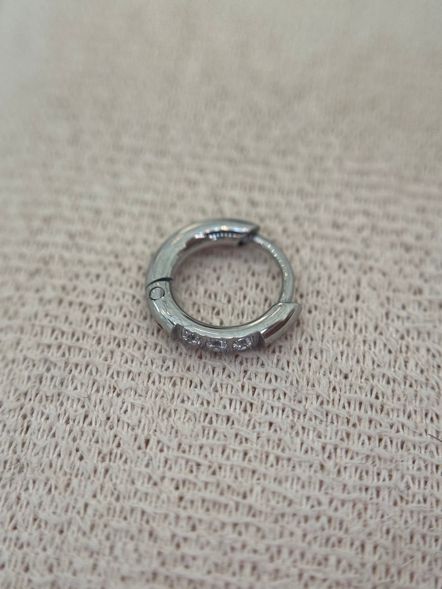 Radiant Chunky Hoop