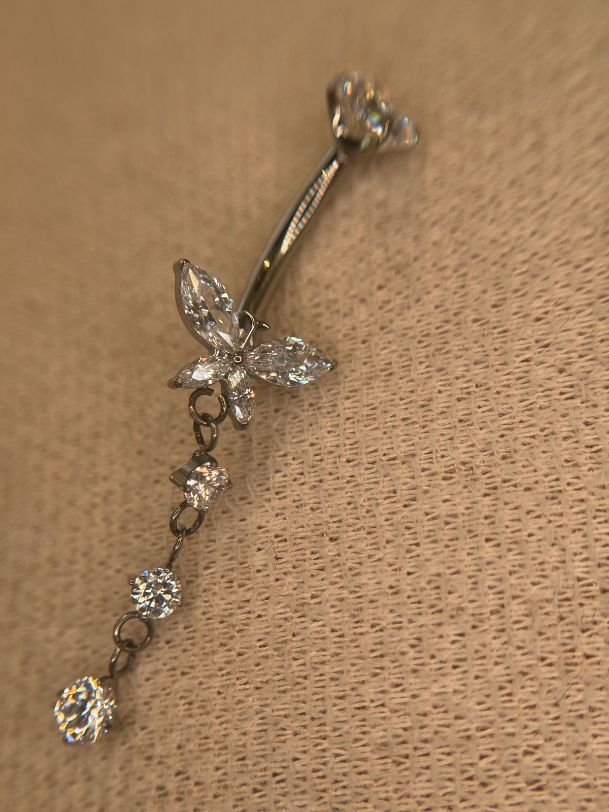 Flutter Belly Dangle