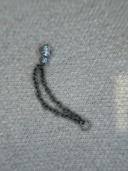 Dos stud chain