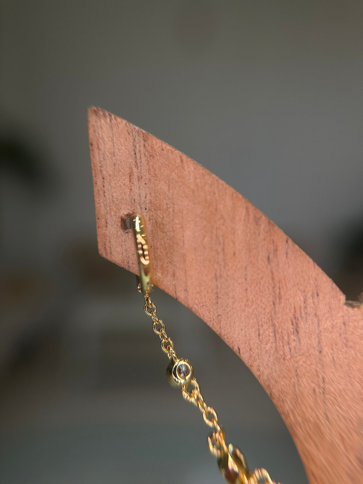 Gleam Chain
