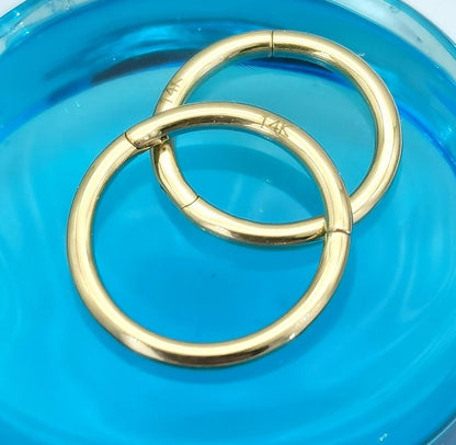 Plain hoop 14k gold