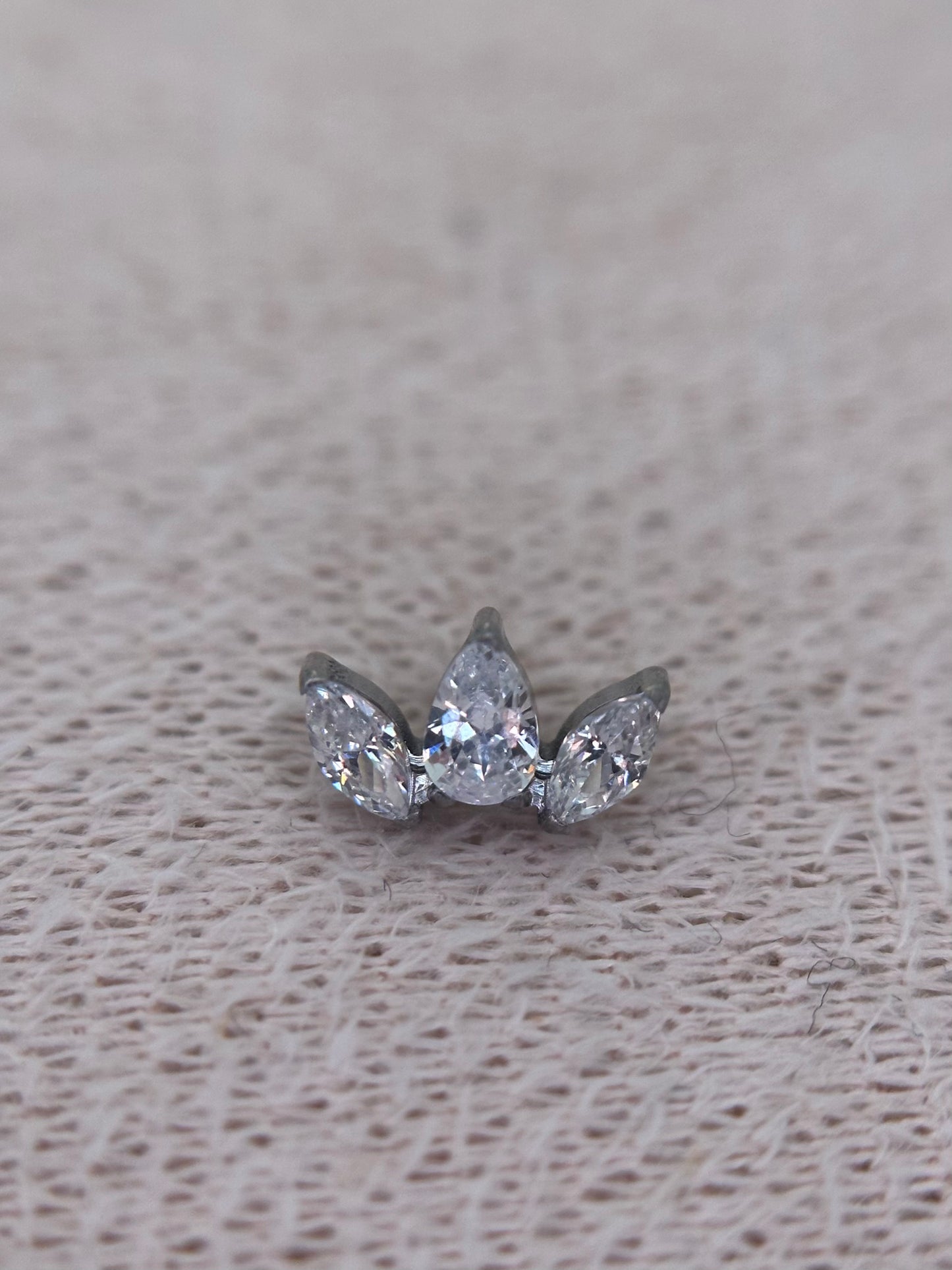 Drop Crown
