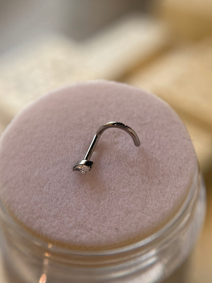 Zuri nose stud