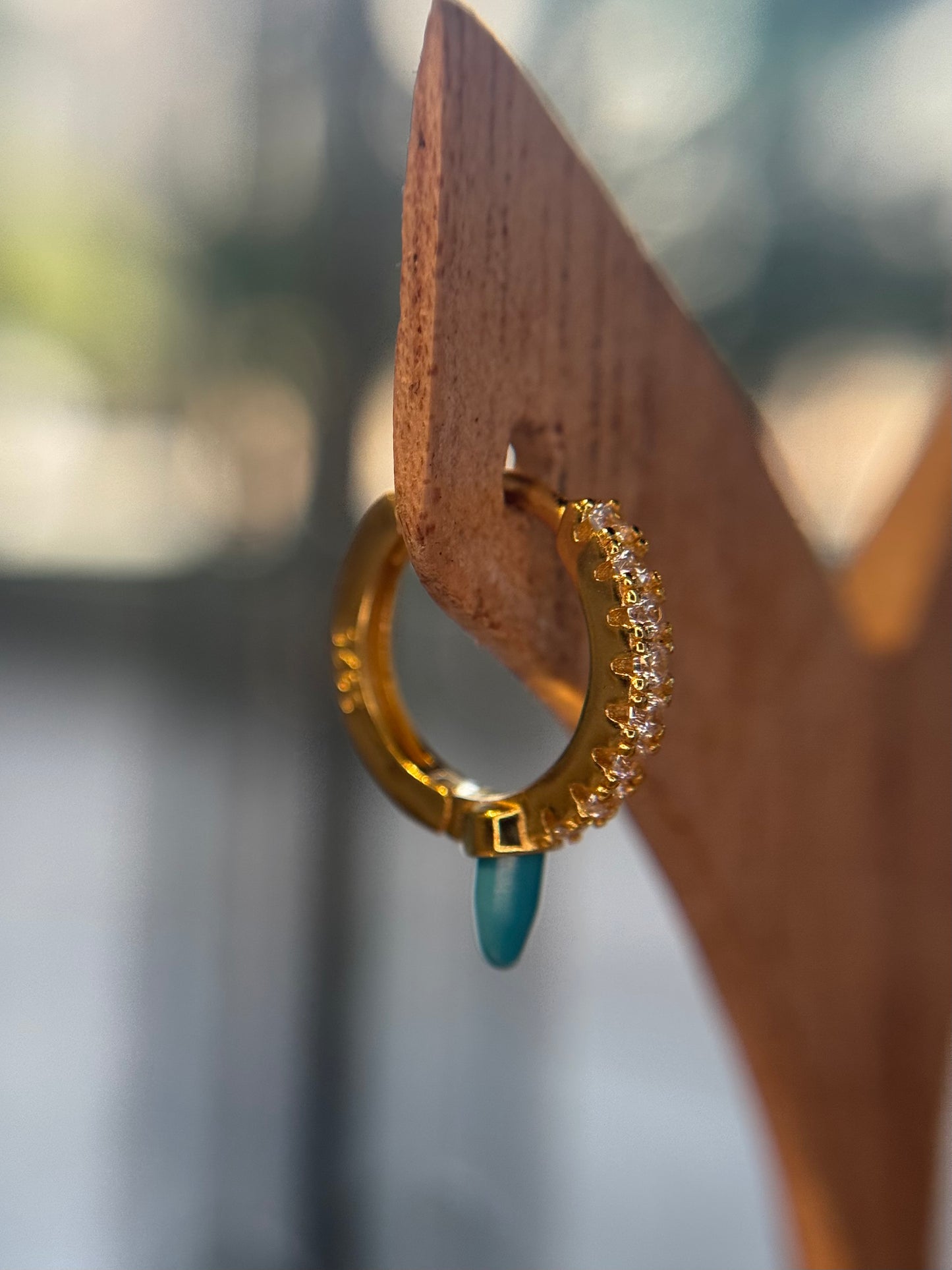 Radiant Opal Drop