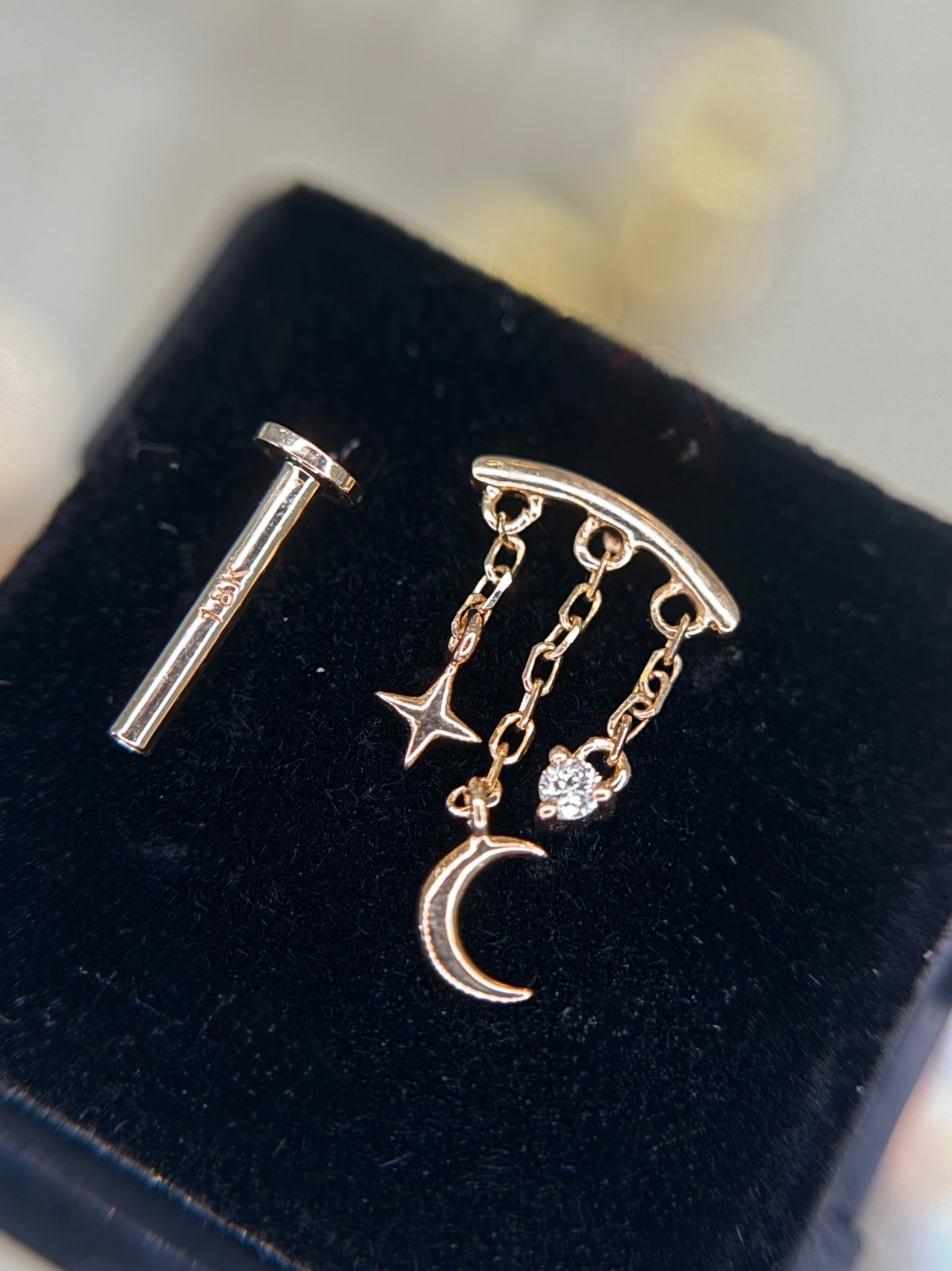 18k Constellation Hidden Helix Diamond
