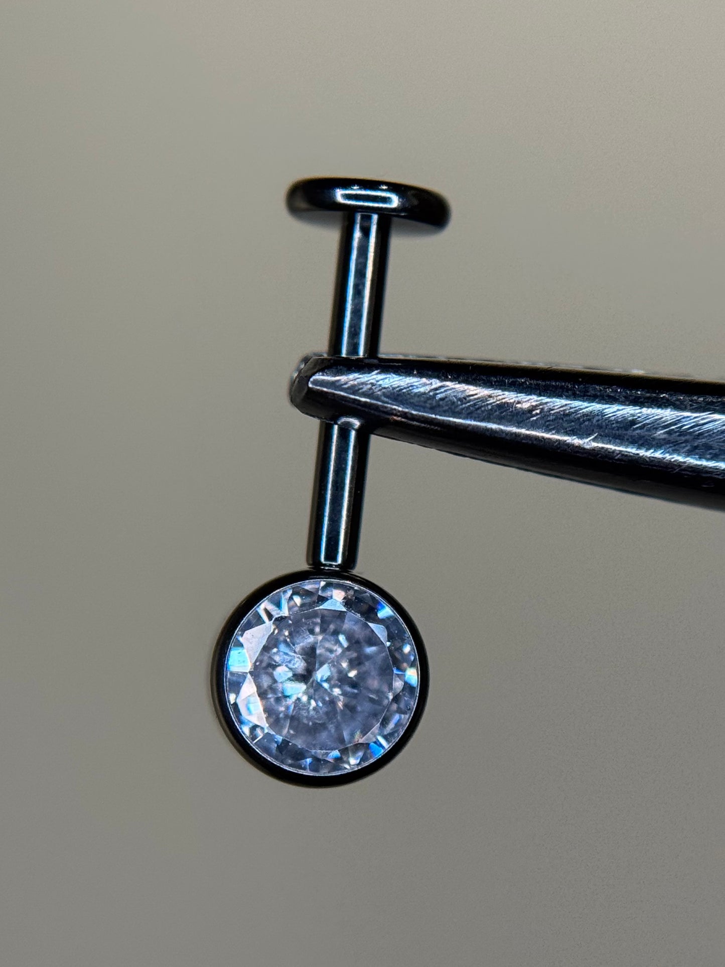 white drop stud