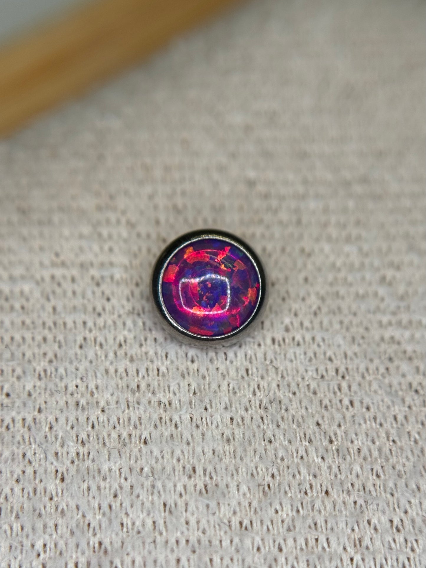 Opal dermal top