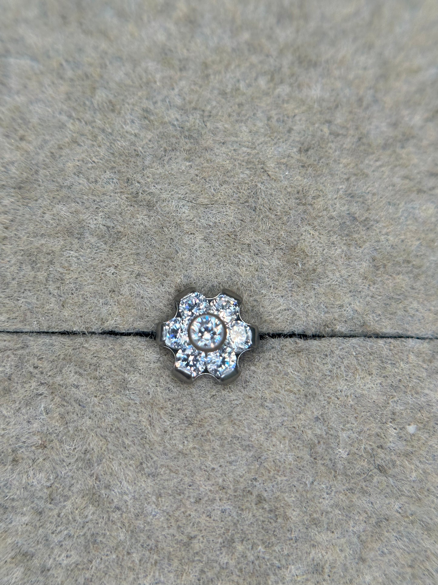 Cosmos nose stud