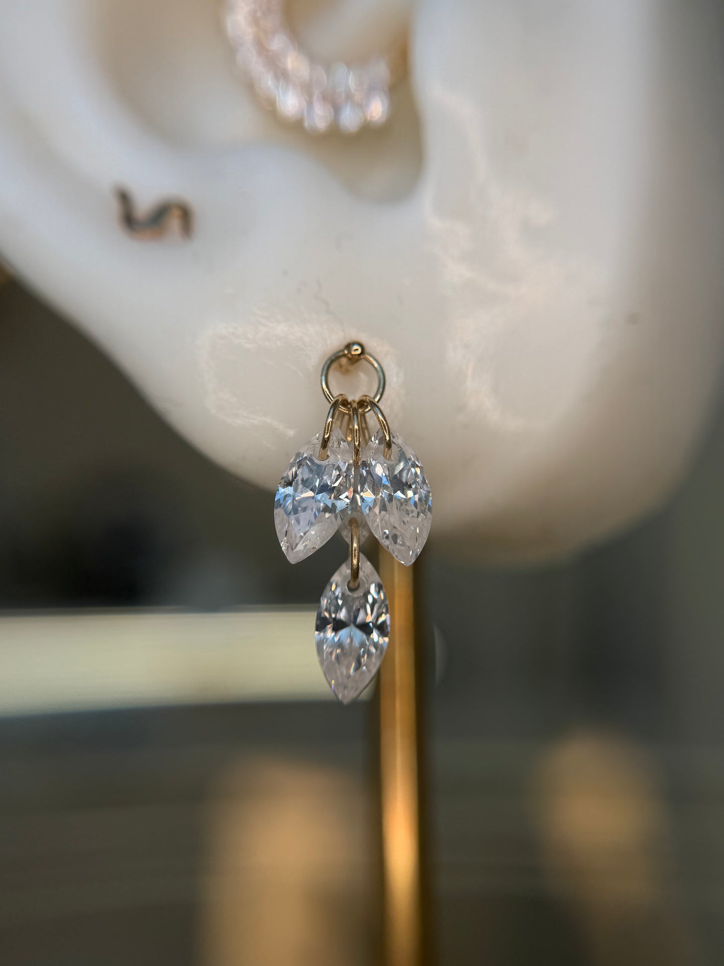 14k Falling Leaf