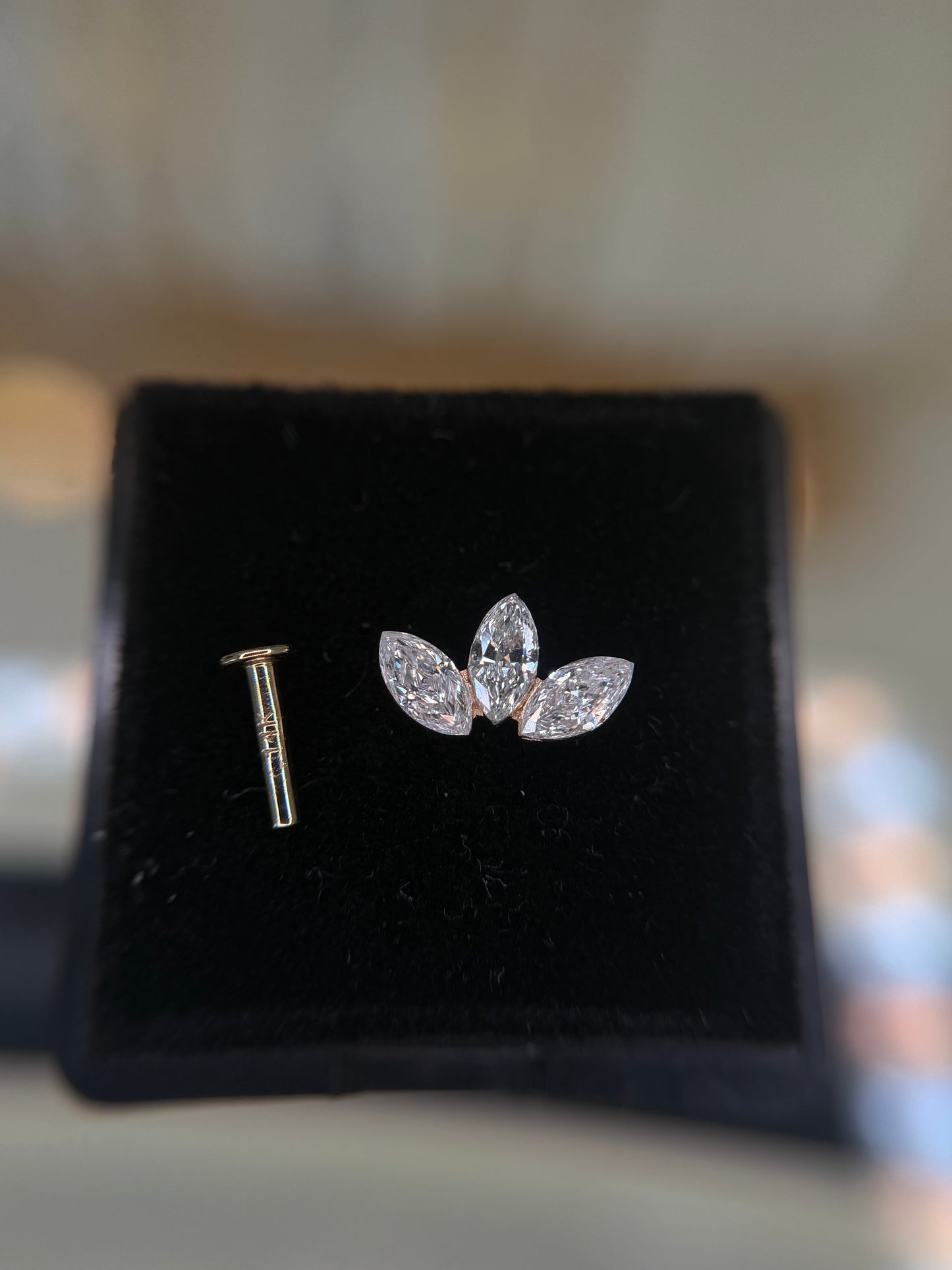 14K invisible crown (Lab Diamond)