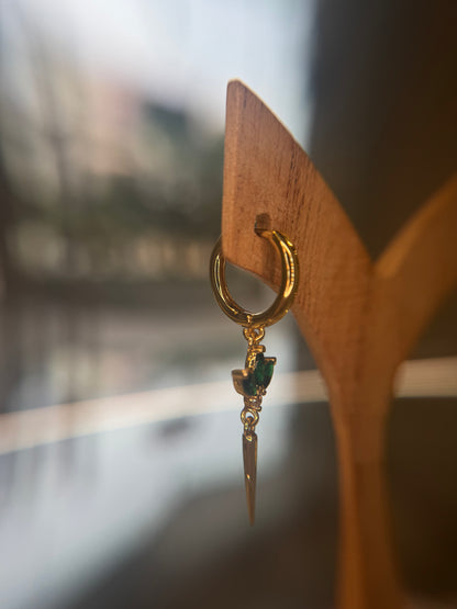 Crown Dagger Pair