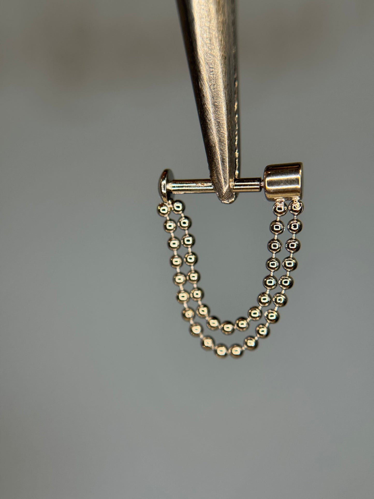 14K labret chain