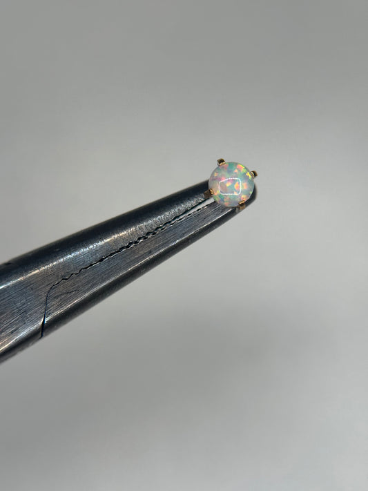 Opal stud